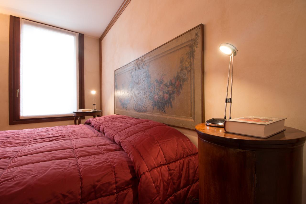La Fenice Double Canal View Венеция Екстериор снимка