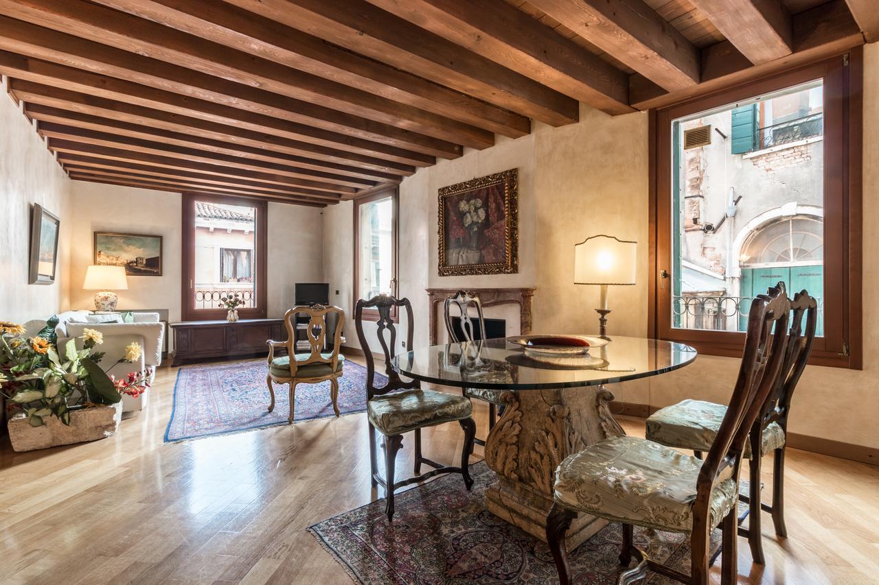 La Fenice Double Canal View Венеция Екстериор снимка