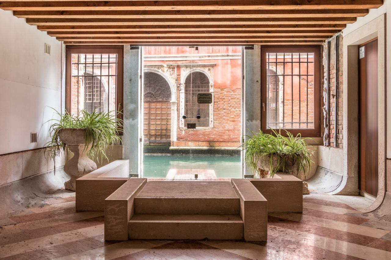 La Fenice Double Canal View Венеция Екстериор снимка